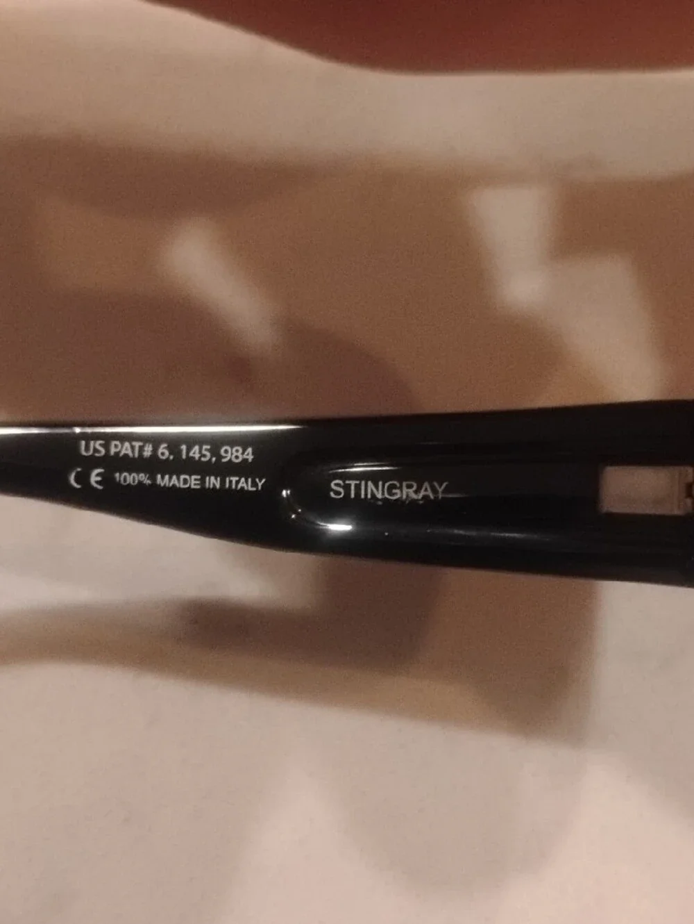 Maui Jim Stingray Sunglasses With Hard Case
